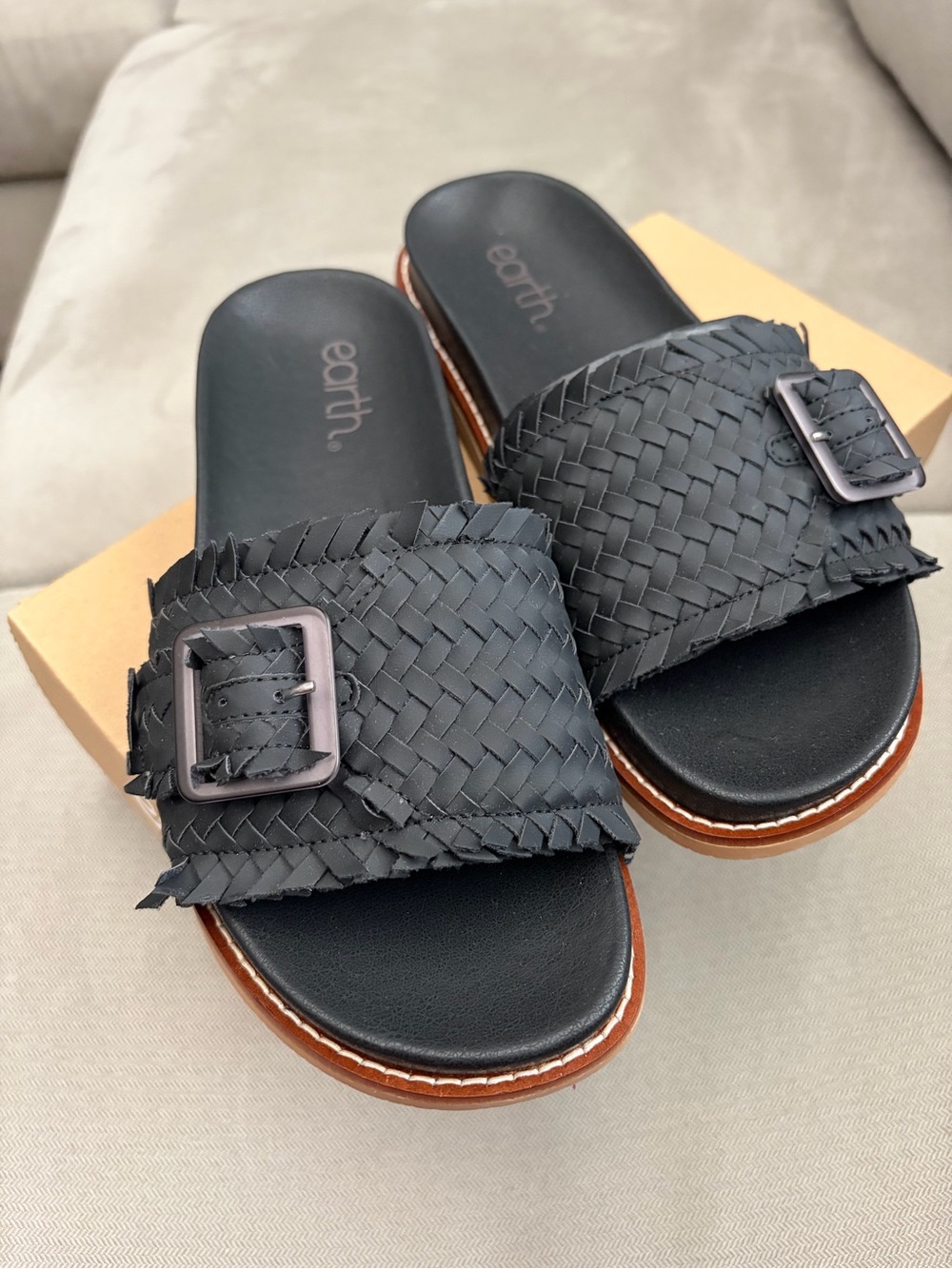 Earth Black Woven Buckle Slide Sandals “Fontane2”, Sz 7, NIB